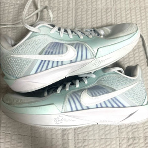 나이키 농구화 사브리나2 265