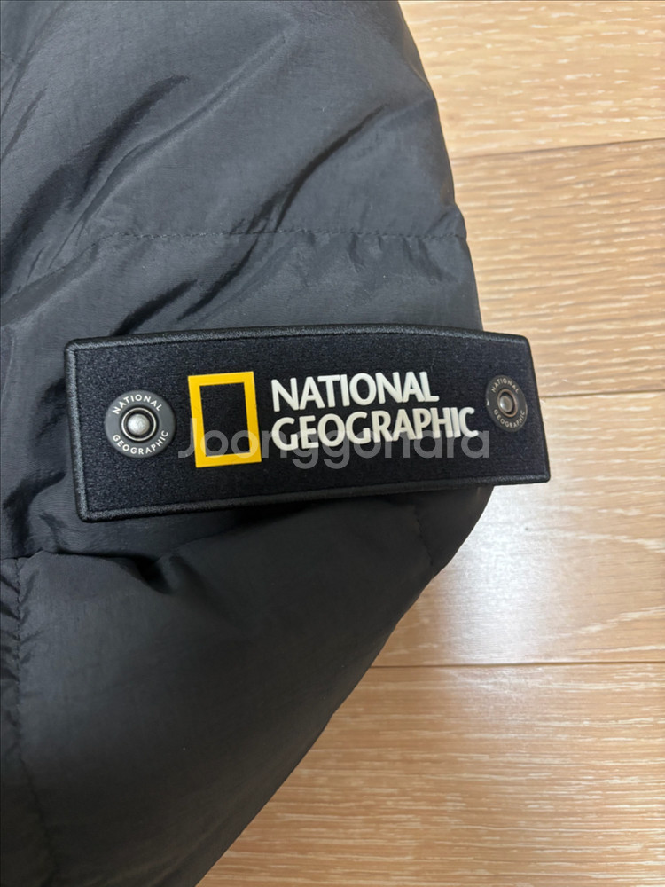 내셔널지오그래픽 경량패딩--3