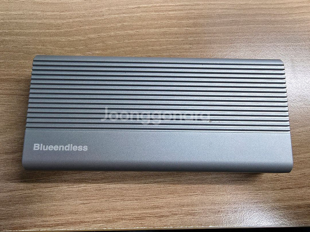 고성능 2TB SSD (Z991) 및 USB4 썬더볼트4 외장케이스--1