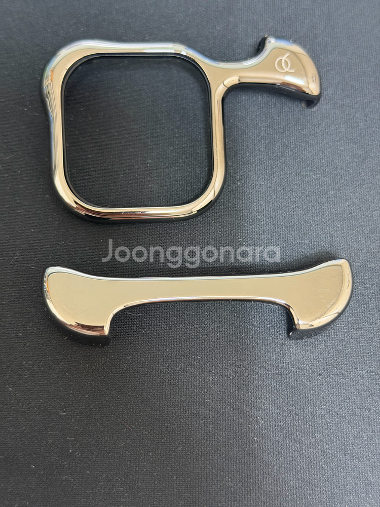 아크펄스 미러실버 아이폰16프로 팝니다!--1