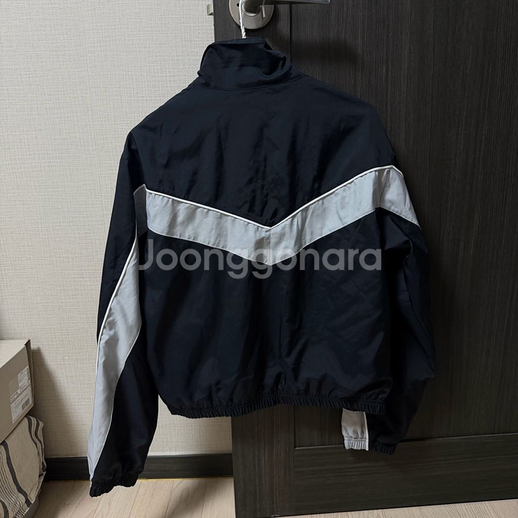 미디움 나이키 스포츠웨어 윈드러너 바람막이 자켓 블랙 빈티지 M--2