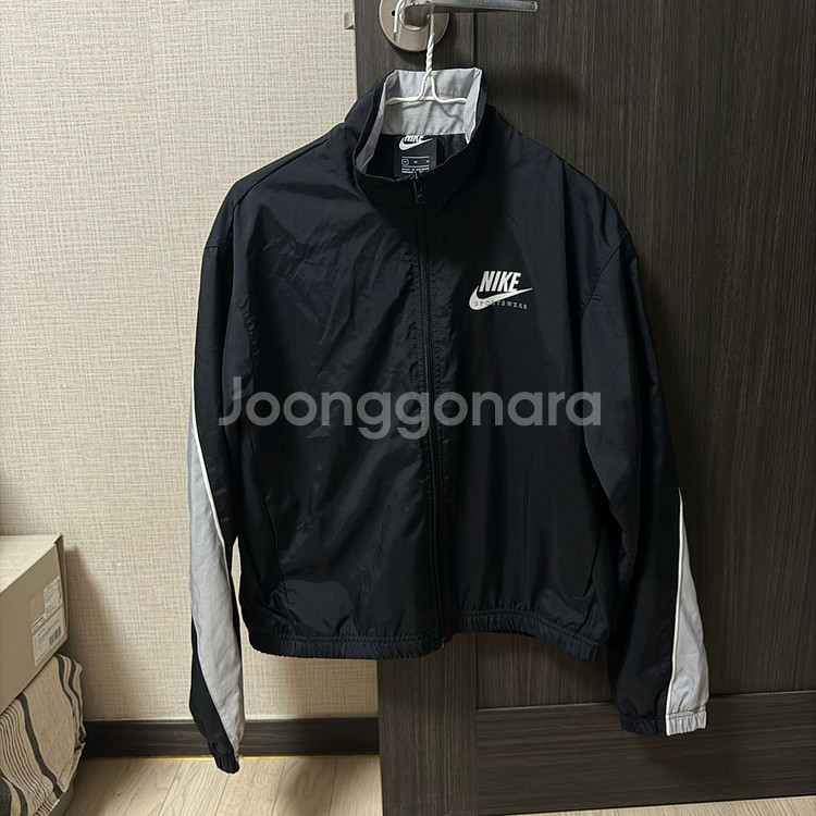미디움 나이키 스포츠웨어 윈드러너 바람막이 자켓 블랙 빈티지 M--1