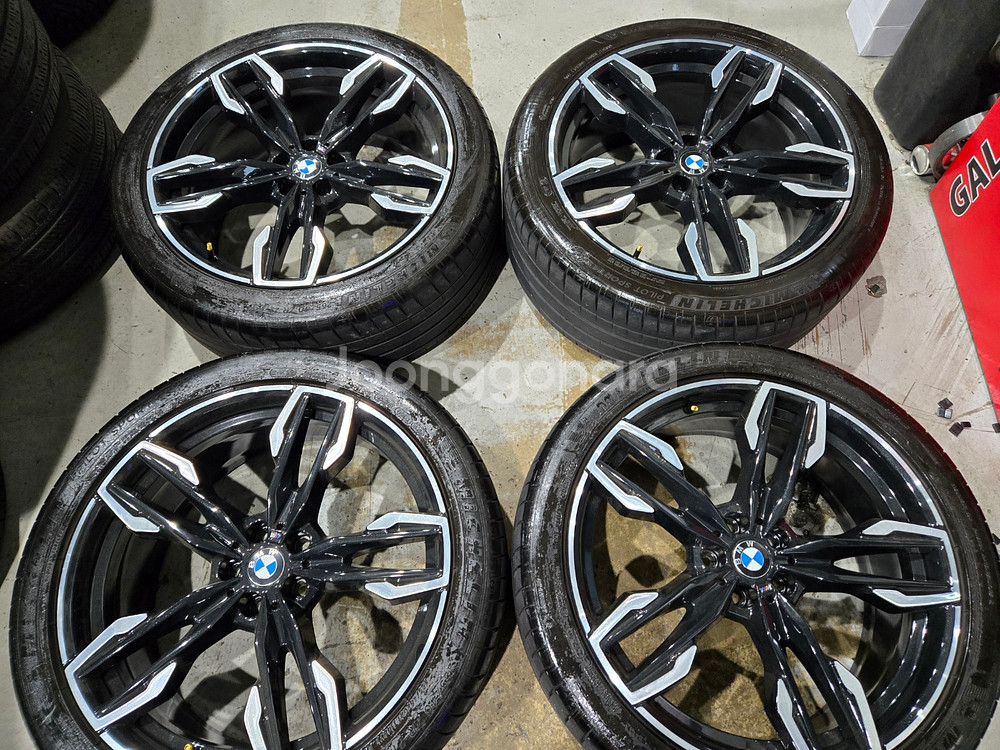 BMW X3,X4 718M 21인치 순정 휠타이어 판매합니다--0