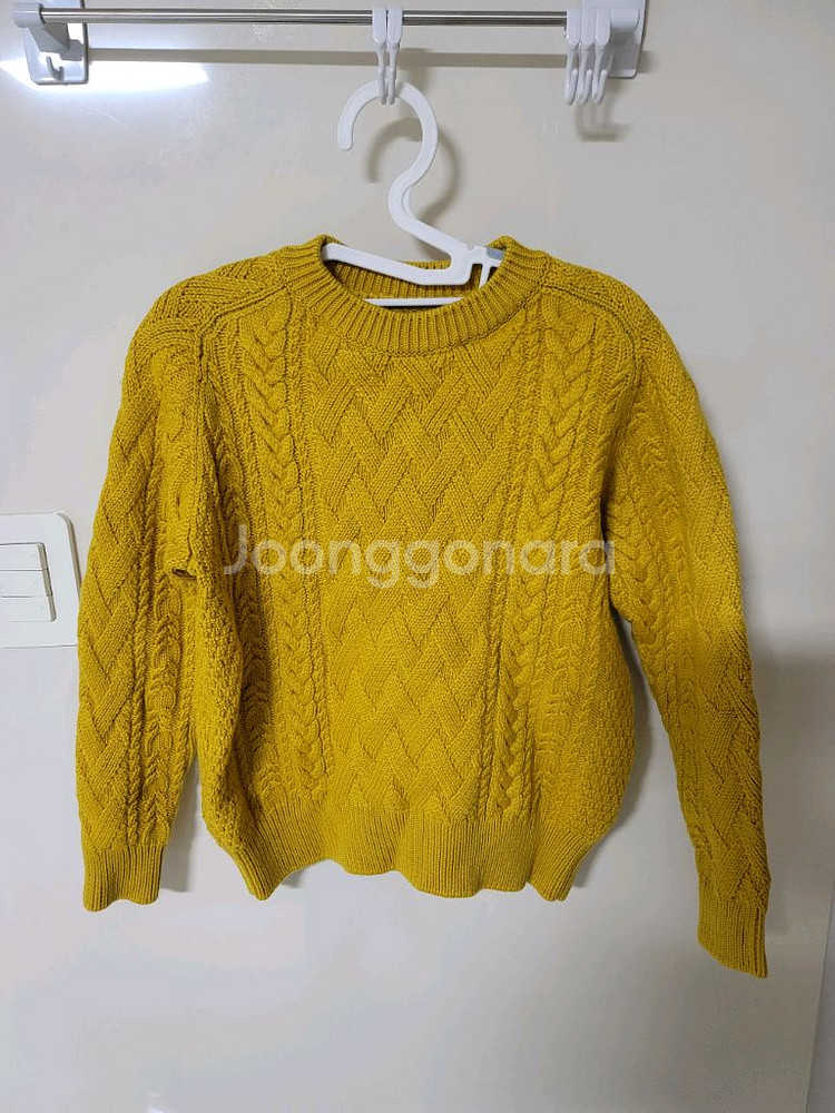 바토너 여성 두툼꽈베기 울니트 개나리색 2사이즈 55 상태극상--0