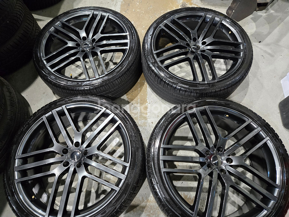 FFR22 플로포밍 22인치 휠타이어 판매합니다 PCD114.3 카니발,팰리세이드--0