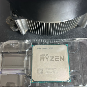 라이젠7 2700 CPU + 쿨러 세트