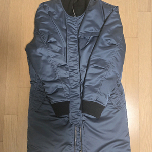 솔리드옴므 남성 블루종 거위털 패딩(95)