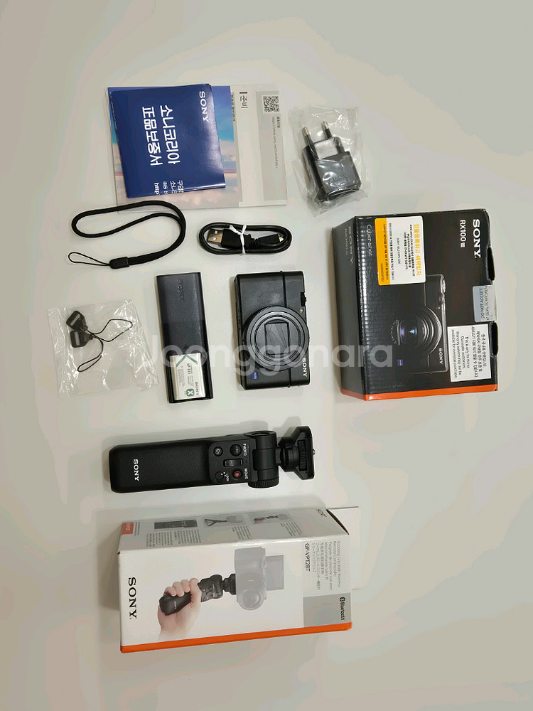 소니 RX100M7 디지털카메라 슈팅그립 추가배터리 박스 풀셋--0