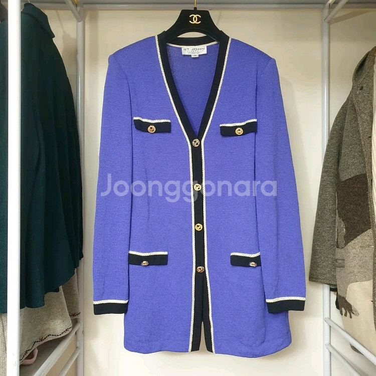 명품 ST.JOHN 센존 비즈라인배색 퍼플 니트 가디건 자켓--0
