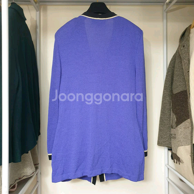 명품 ST.JOHN 센존 비즈라인배색 퍼플 니트 가디건 자켓--1