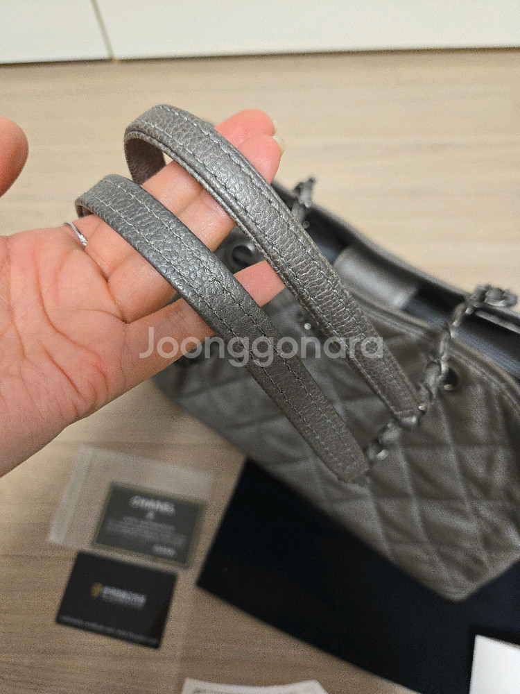 정품)샤넬 타임리스 턴락 캐비어 숄더백--3