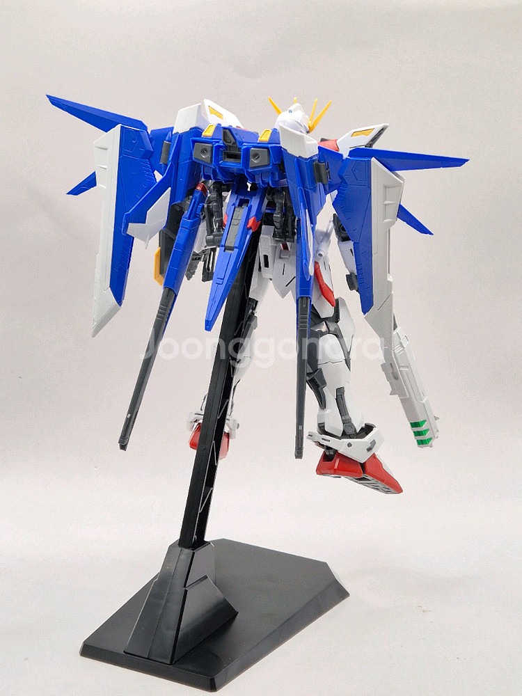 (최상급) MG 빌드 스트라이크 건담 풀 패키지 반다이 프라모델 건프라--3