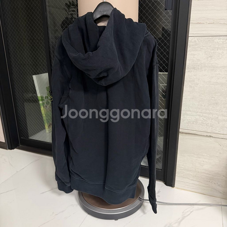 스톤아일랜드 블랙 후드티 L--2