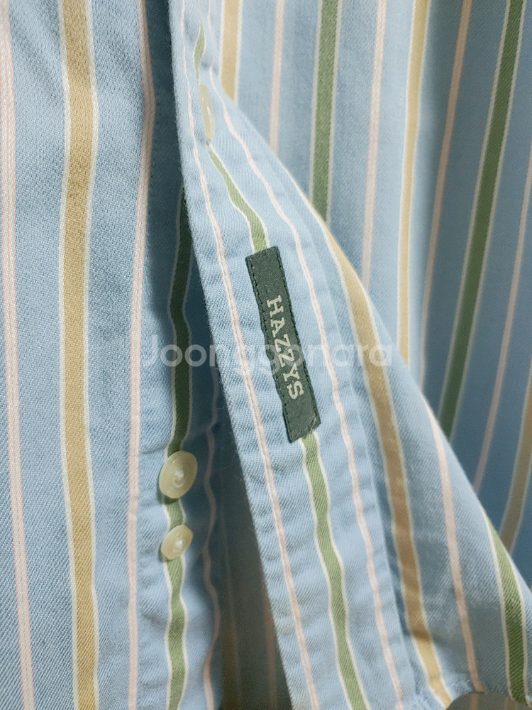 헤지스 스트라이프 셔츠 판매합니다--2