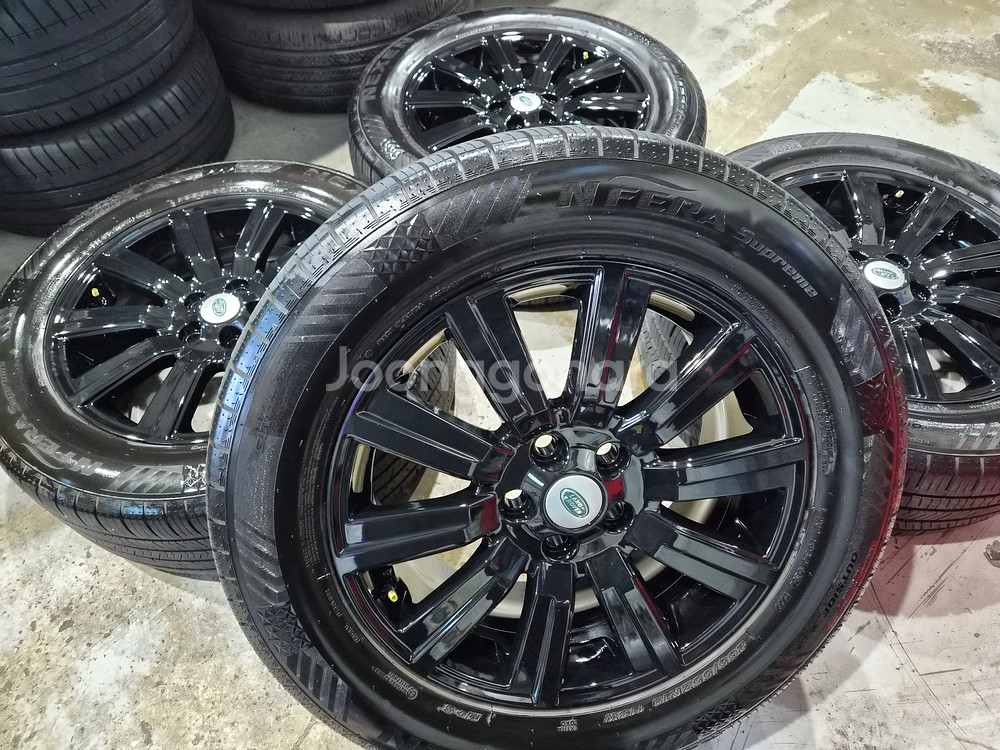 랜드로버 디스커버리4 19인치 순정 휠타이어 판매합니다--6