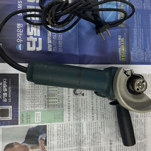 보쉬 전기 그라인더 이미지