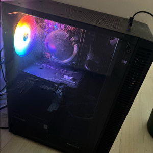 서브용 게이밍 컴퓨터 본체