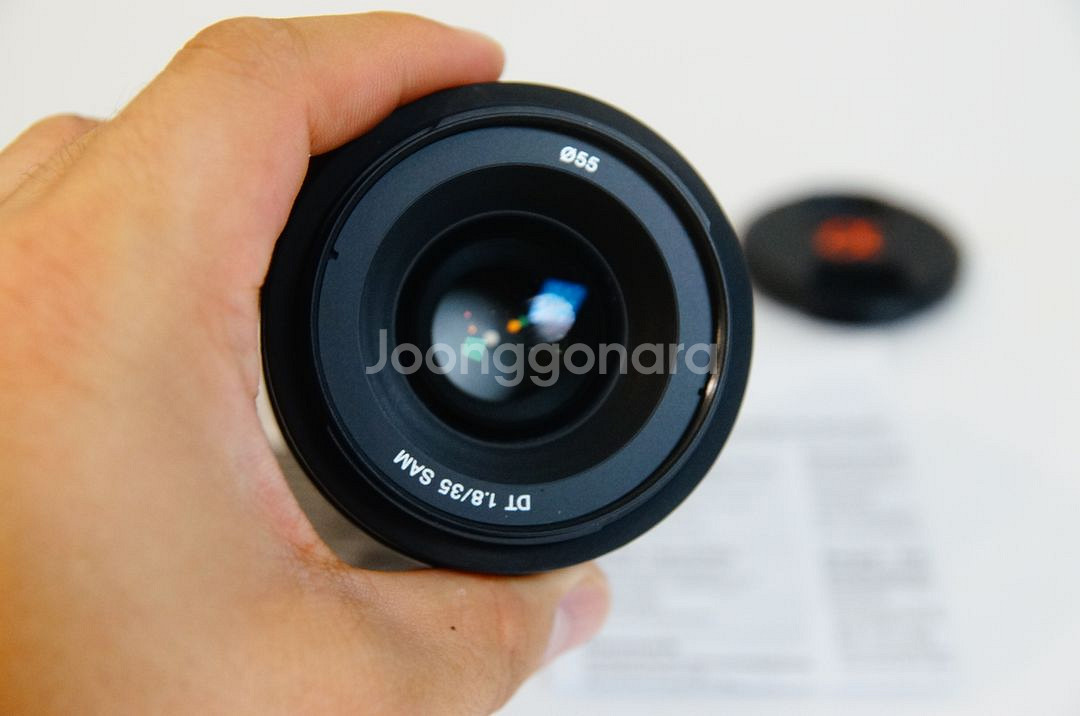 [소니] 카페렌즈 SAL35mm f1.8 알파마운트팝니--1
