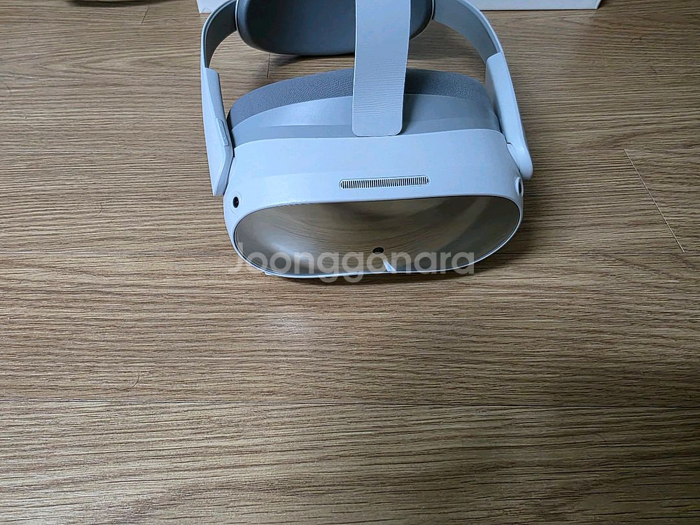 피코4 프로 VR 헤드셋 및 트래커--1