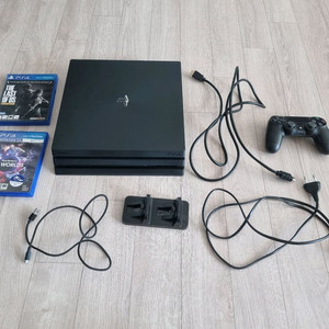 PS4 PRO 1TB(7218b)