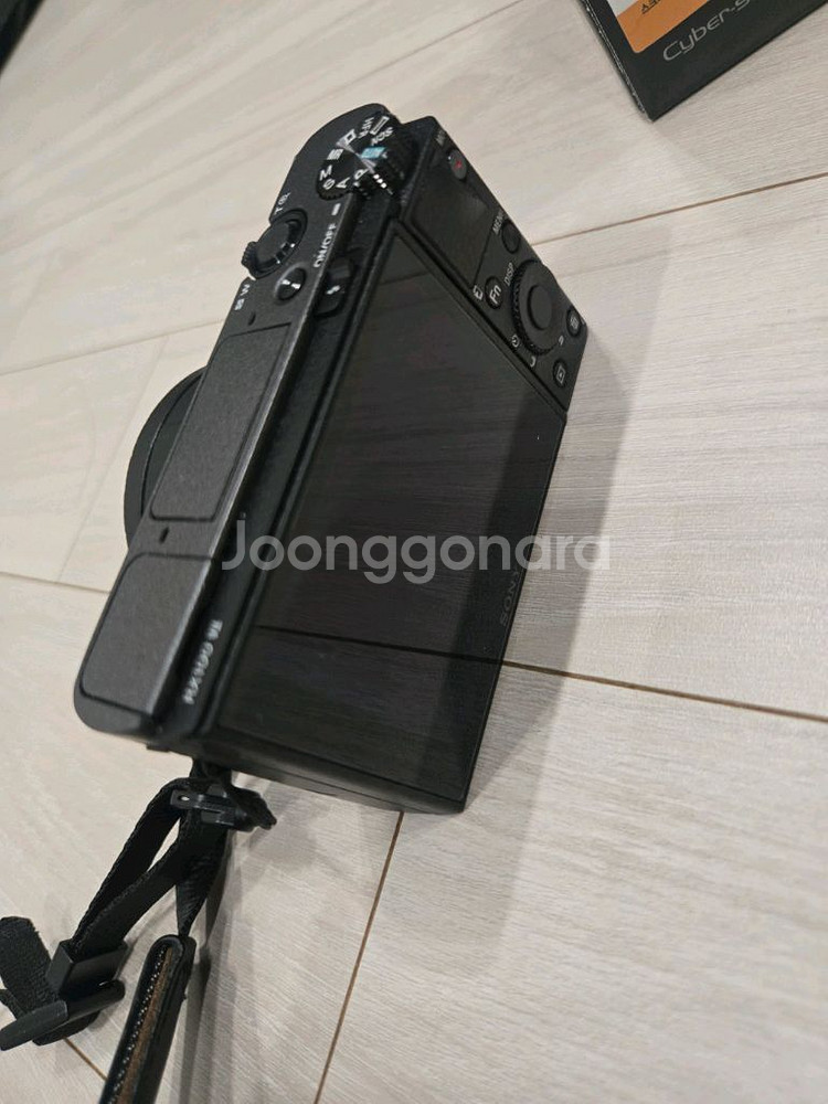 소니 RX100M7 디지털카메라--1