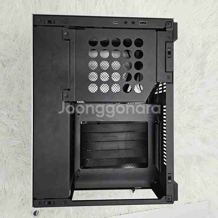 ITX/SFF 케이스 A4-H2O 단물 실버 풀셋, 상태 좋음--9