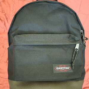 이스트팩 백팩