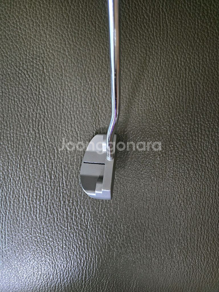 로마로 바쿠 센터퍼터--1