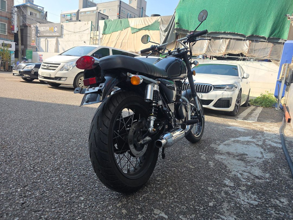 클래식 바이크 엘로이헌터 125S 21년식 1인 신조차량 116키로 주행 차량 이미지