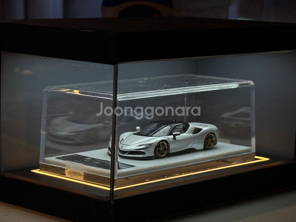 1/64 다이캐스트 모어아트, 주차장 쇼룸 디오라마 판매합니다--1