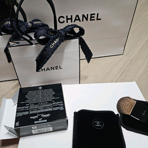 2025샤넬홀리데이블러셔 997 로즈뤼미에르