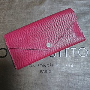 루이비통 에피장지갑