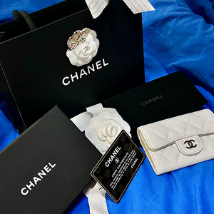 샤넬 클똑 화이트 새상품(정품)