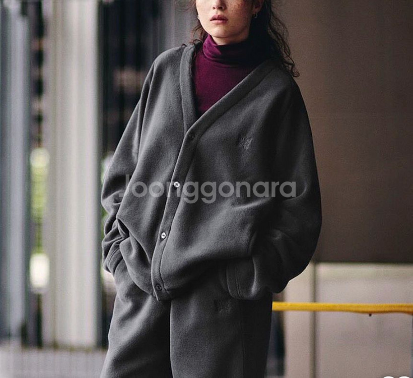 니들스 유니클로 그레이 가디건 4XL--0