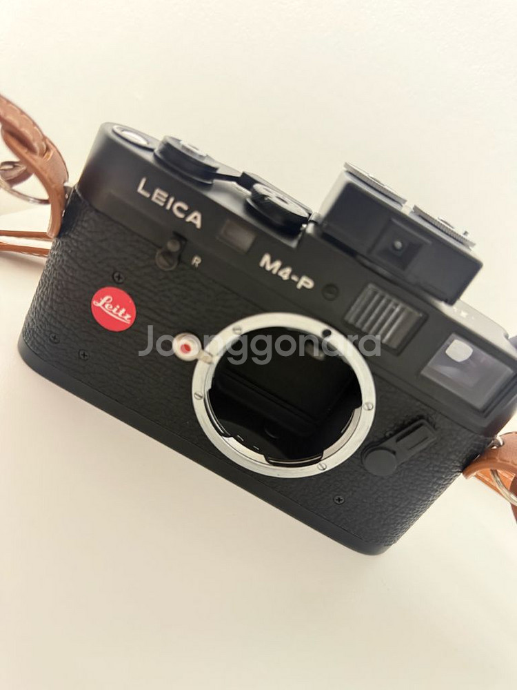 라이카 M4-P 바디 팝니다.--2