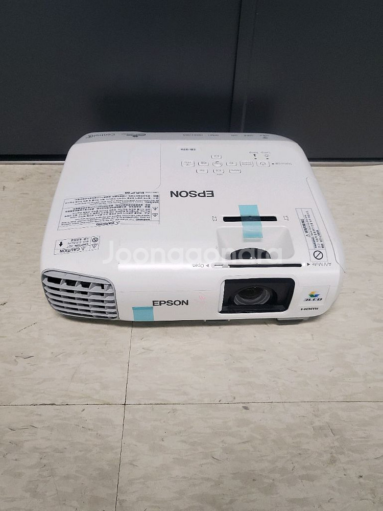 빔프로젝터 엡손 eb-97h 빔프로젝트2700안시 (실밝기 3500안시)명암비 15,000 대 1최대 10,000--0