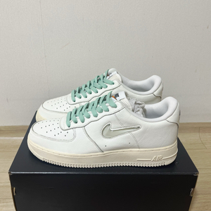 [275] 나이키 에어포스1 07 운동화