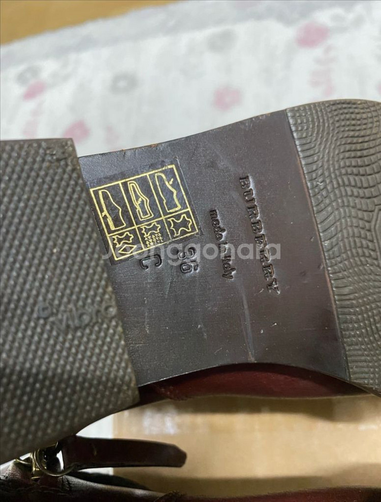 버버리 정품 36 여성 롱부츠--6