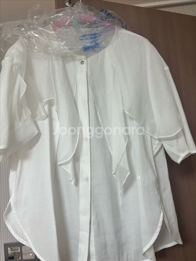 더한섬 시스템 러플 레이어 블라우스--1