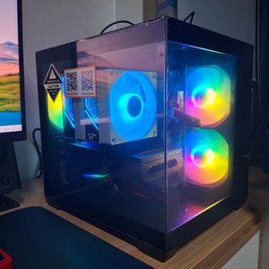 게이밍PC AMD9600 RTX5070 32GB 1TB