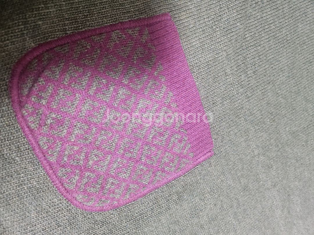 한글택정품.새상품) ~성인44.펜디키즈 캐시미어 판초--2