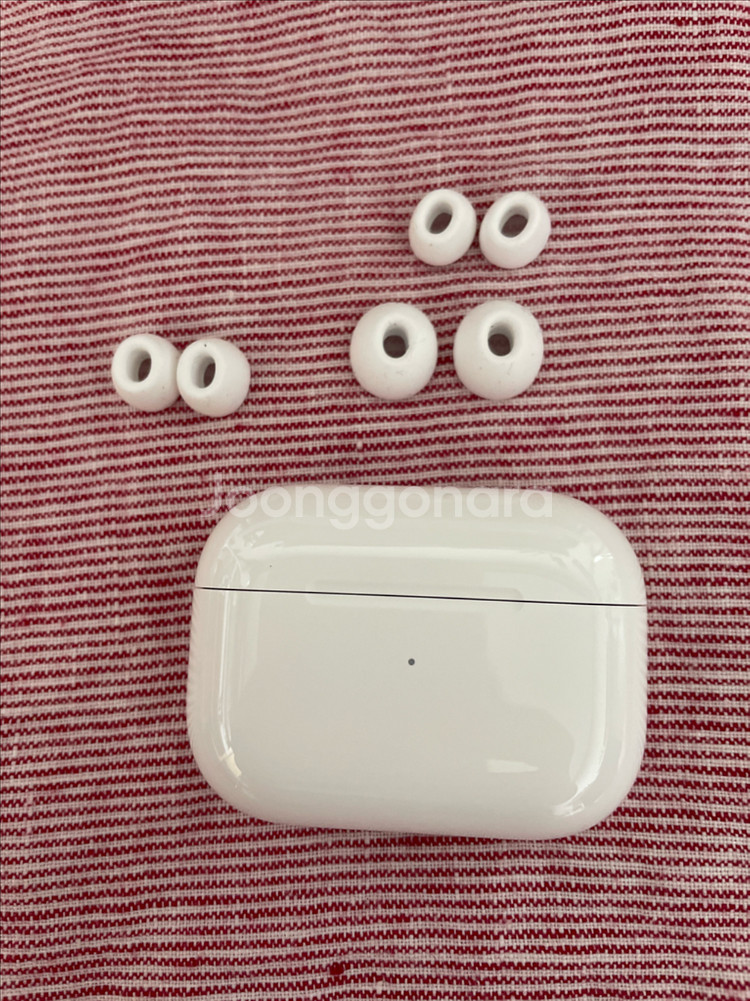 애플에어팟프로2 c타입 (25/10월생산) 애플케어플러스 엘라고 아머케이스--0