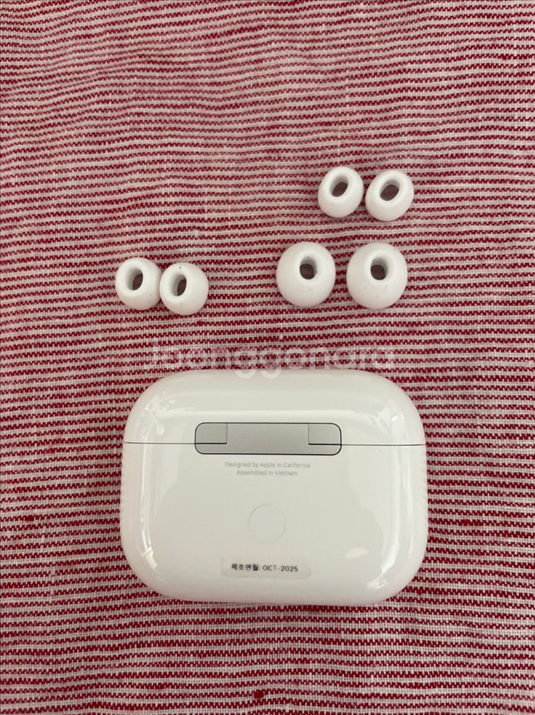 애플에어팟프로2 c타입 (25/10월생산) 애플케어플러스 엘라고 아머케이스--1