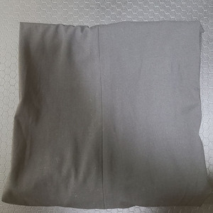 무신사 스탠다드 세미 와이드 히든 밴딩 슬랙스 [블랙] 32 택포 2.5만원에 팝니다.