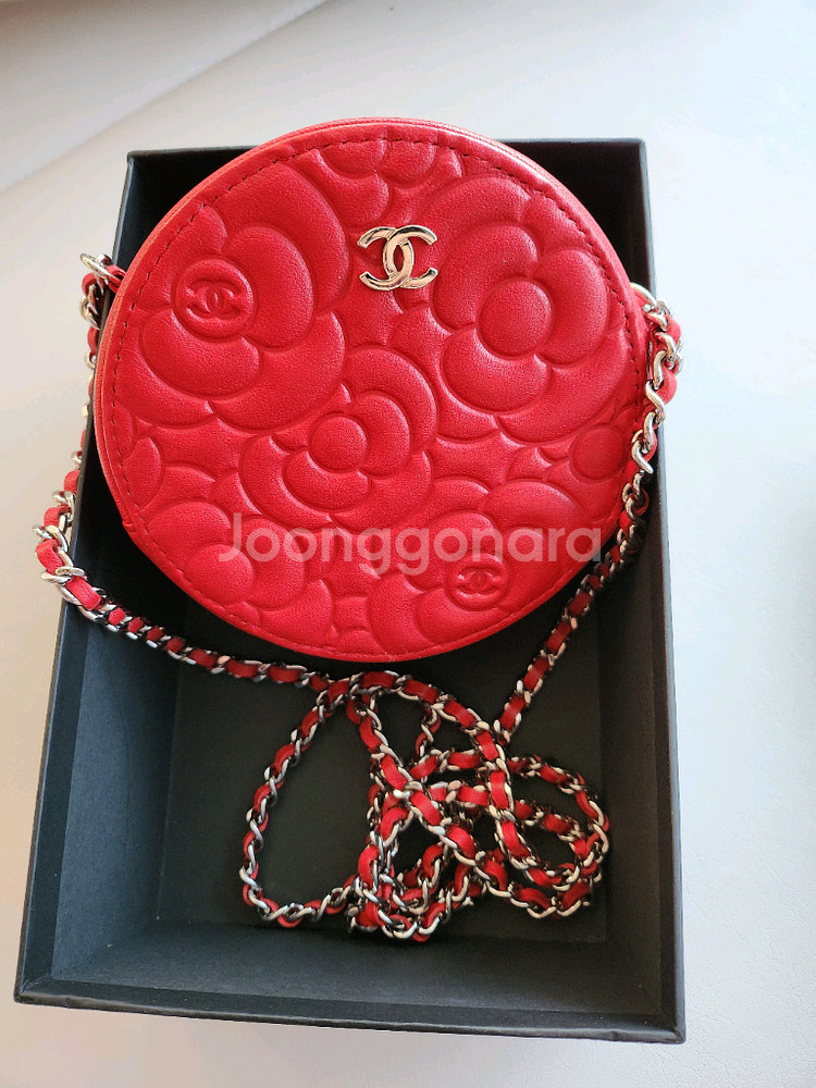 샤넬 캐멜리아 퀼팅 크로스백--2