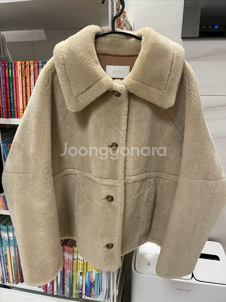 sjsj페이크퍼 자켓--0