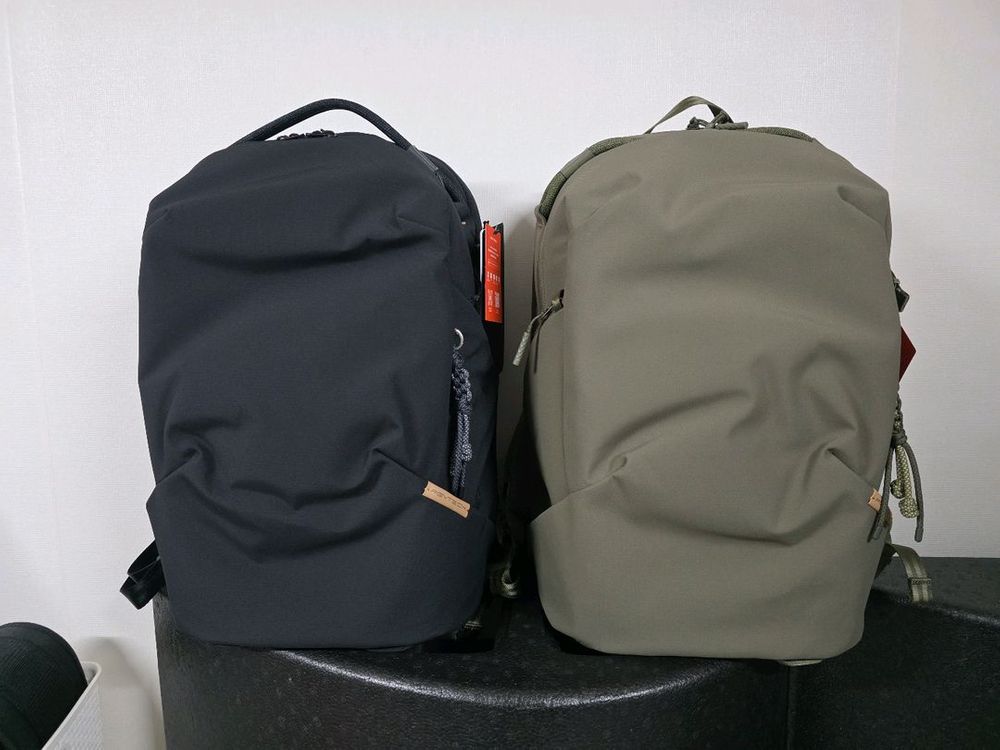 [13만] 피지테크 원고 라이트 카키 22L 단순개봉--2