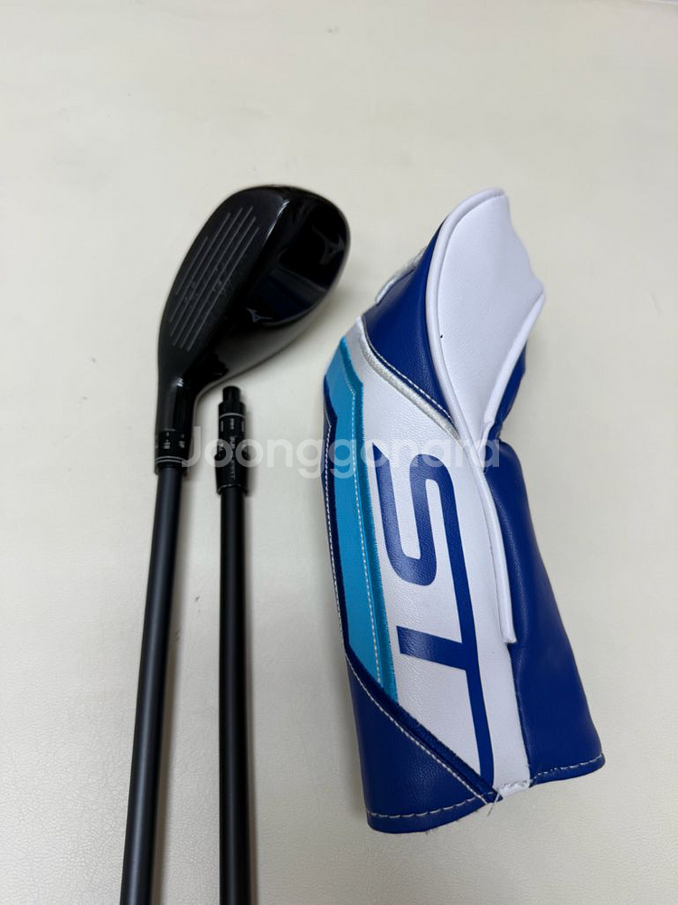 미즈노 ST-Z 230 미즈노 유틸4번 S입니다 + 조지아샤프트 무료로 드립니다(새상품 샤프트만8만원 상당)--0