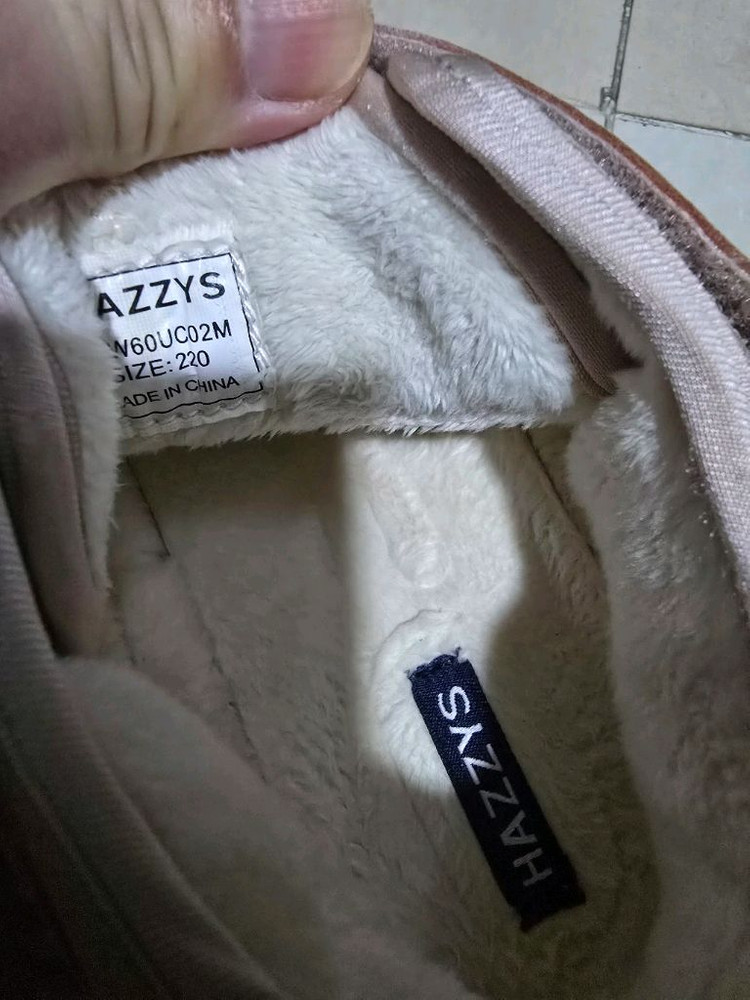 헤지스키즈 여아 겨울부츠 220mm 2켤레--2