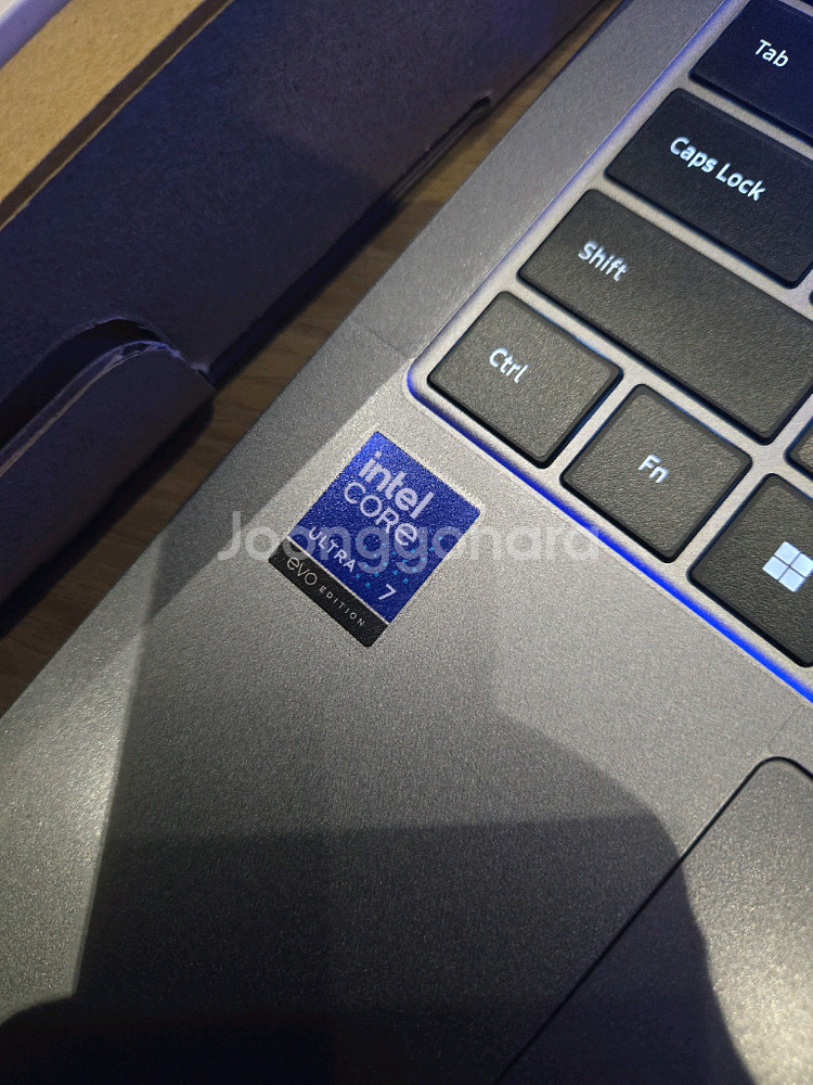 갤럭시북5 프로360 (NT960QHA-K71A) 신품급 + 마우스,스탠드,파우치 증정--2